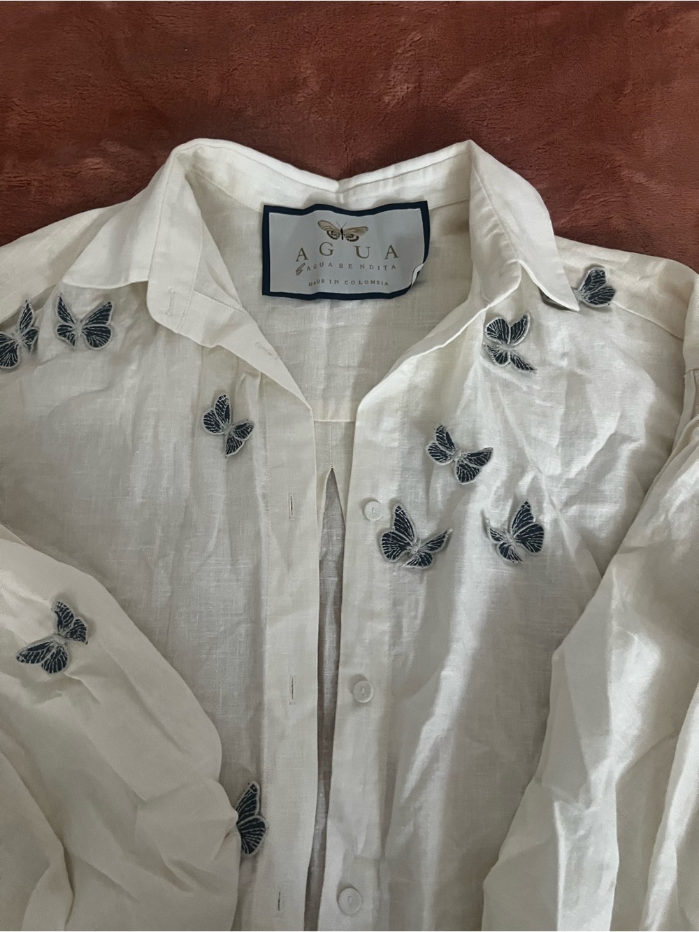 Agua Bendita White Linen Shirt with Navy Butterfly Embroidery